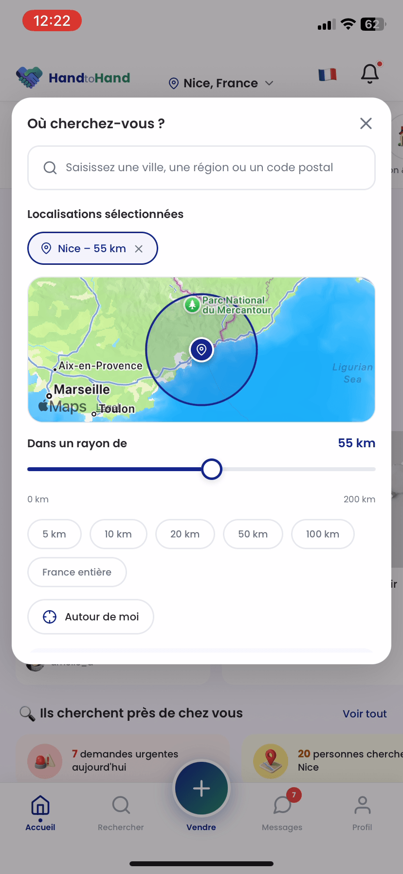 La recherche par lieu de HandtoHand, sur une carte centrée sur Nice avec un rayon de 55 km