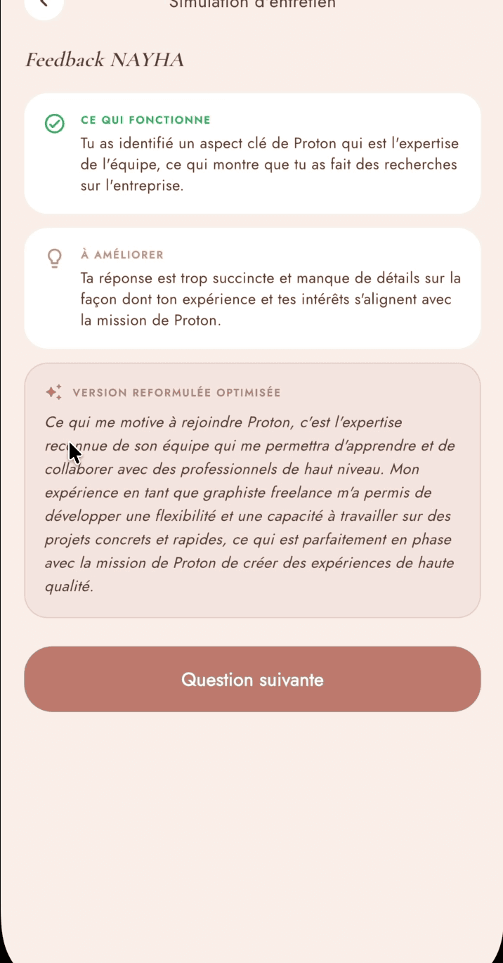 Le retour sur une réponse : ce qui fonctionne, ce qui reste à améliorer, puis la même réponse reformulée