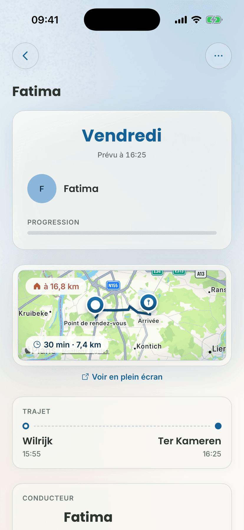 Le détail d’un trajet : progression, itinéraire tracé sur la carte, horaires de départ et d’arrivée, conductrice